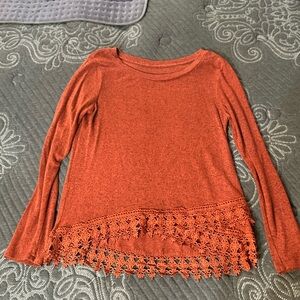 Women's Rust Lace Hem Top